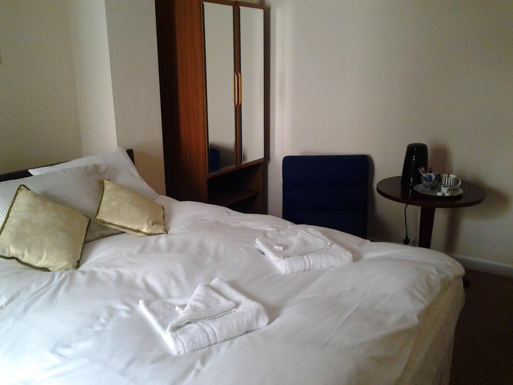 Sterling House Hotel Eastbourne Ruang foto