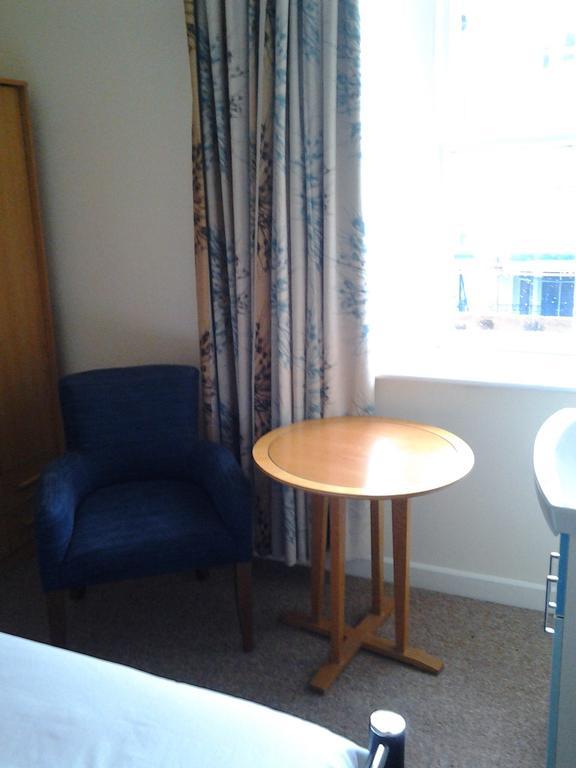 Sterling House Hotel Eastbourne Bagian luar foto