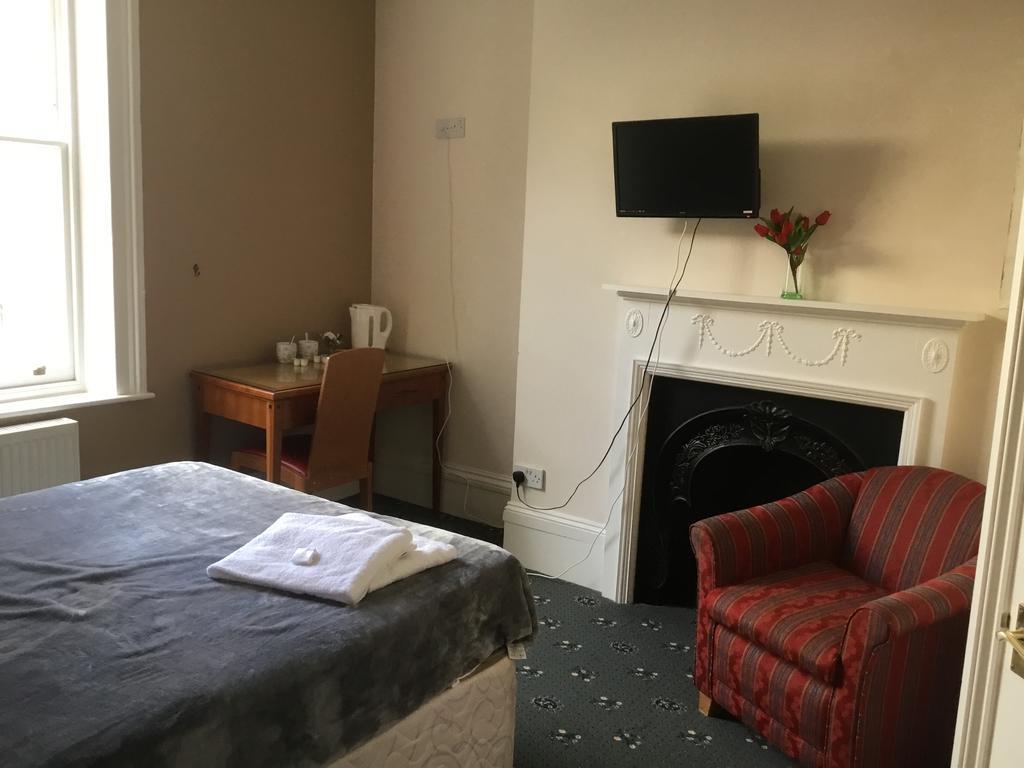 Sterling House Hotel Eastbourne Bagian luar foto